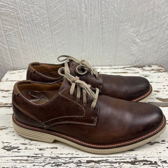 Dockers Oxford shoe men’s 8 Brown Leather lace up Good condition - Picture 2 of 10